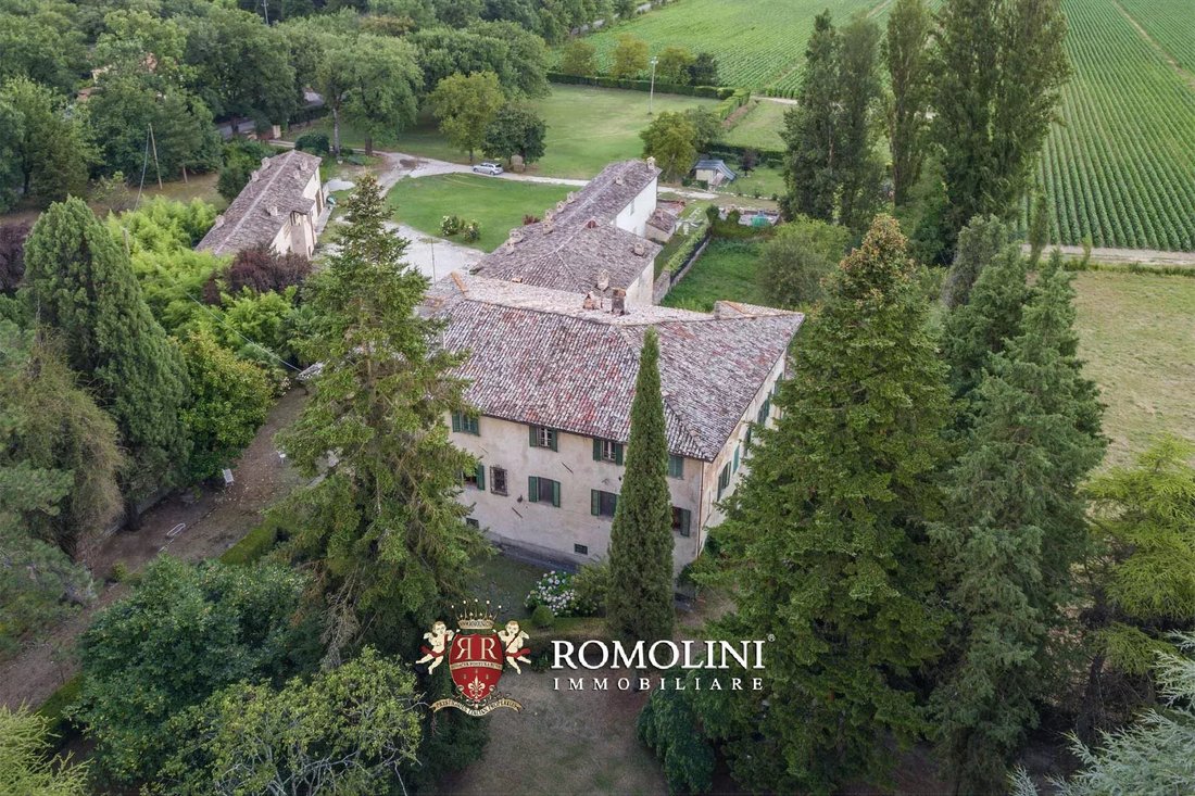 Villa in San Giustino, Umbria, Italy 3 - 15666429