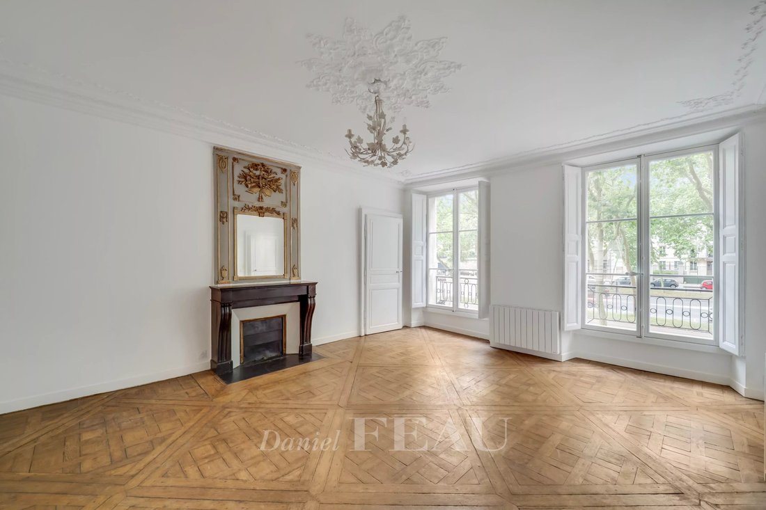 Apartment in Notre Dame, Versailles, France 2 - 18291245