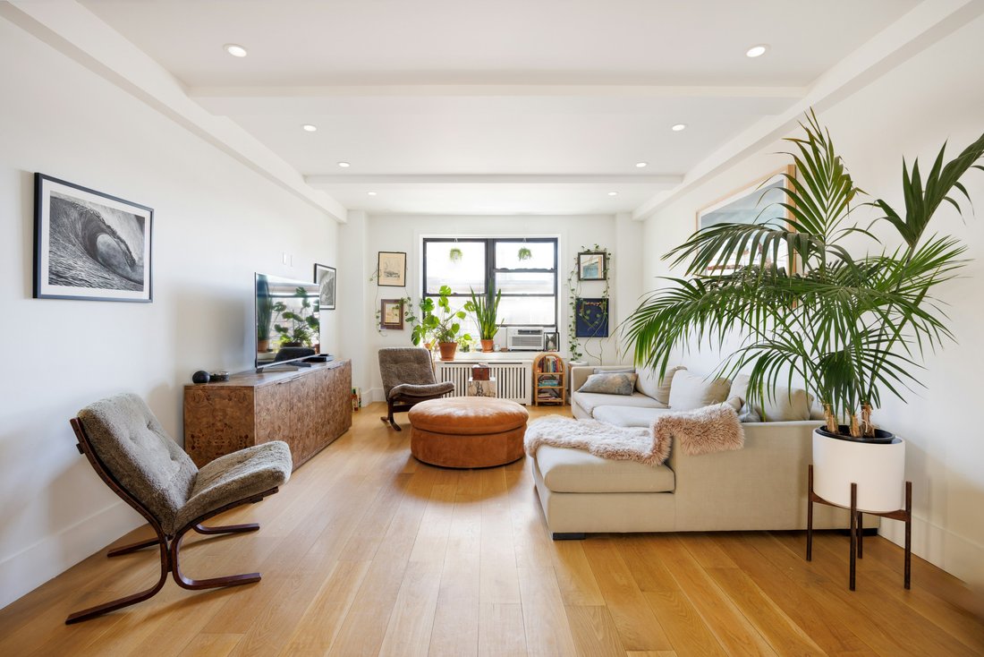 Co Op in New York, New York, United States 3 - 18273527