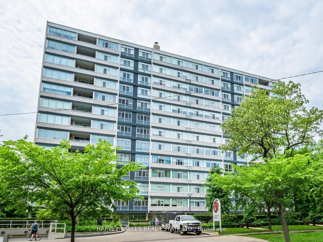 Condo in Toronto, Ontario, Canada 1 - 18293003