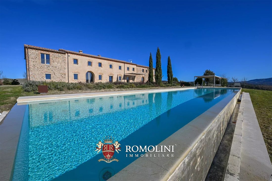 Villa in Volterra, Tuscany, Italy 1 - 15663540