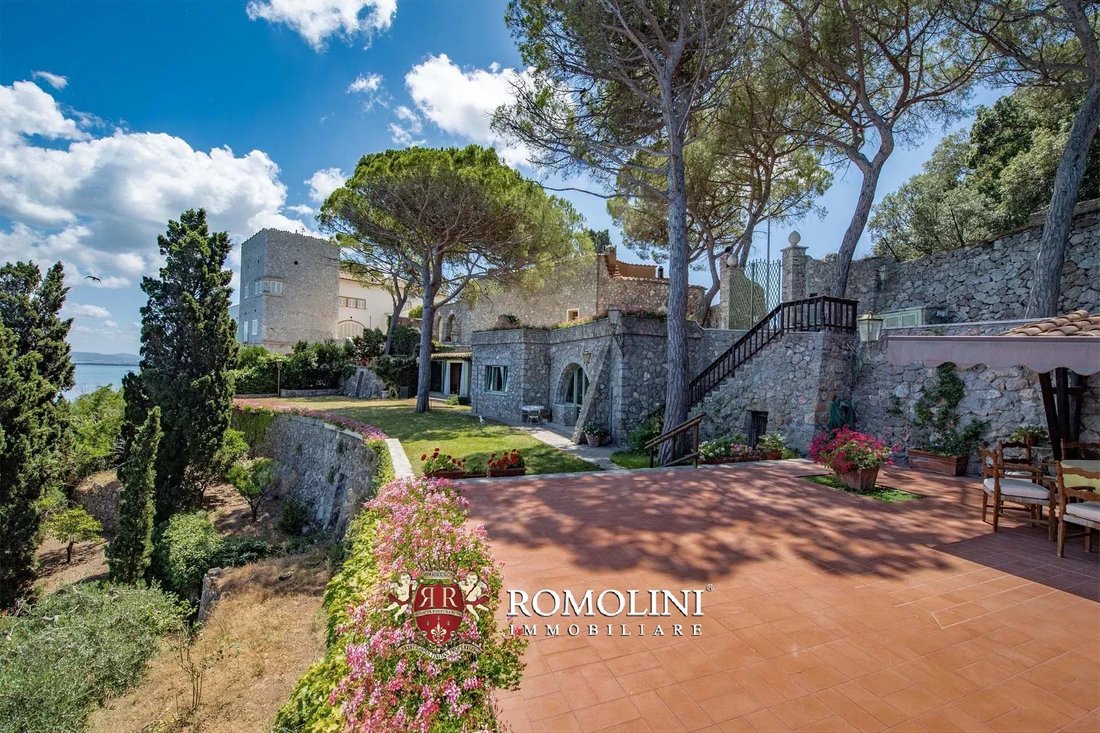 Villa in Porto Santo Stefano, Monte Argentario, Tuscany 1 - 15666229