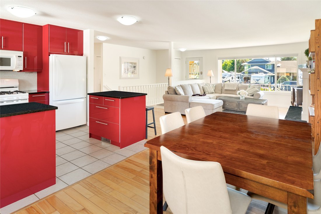 House in Kelowna, British Columbia, Canada 5 - 18289203