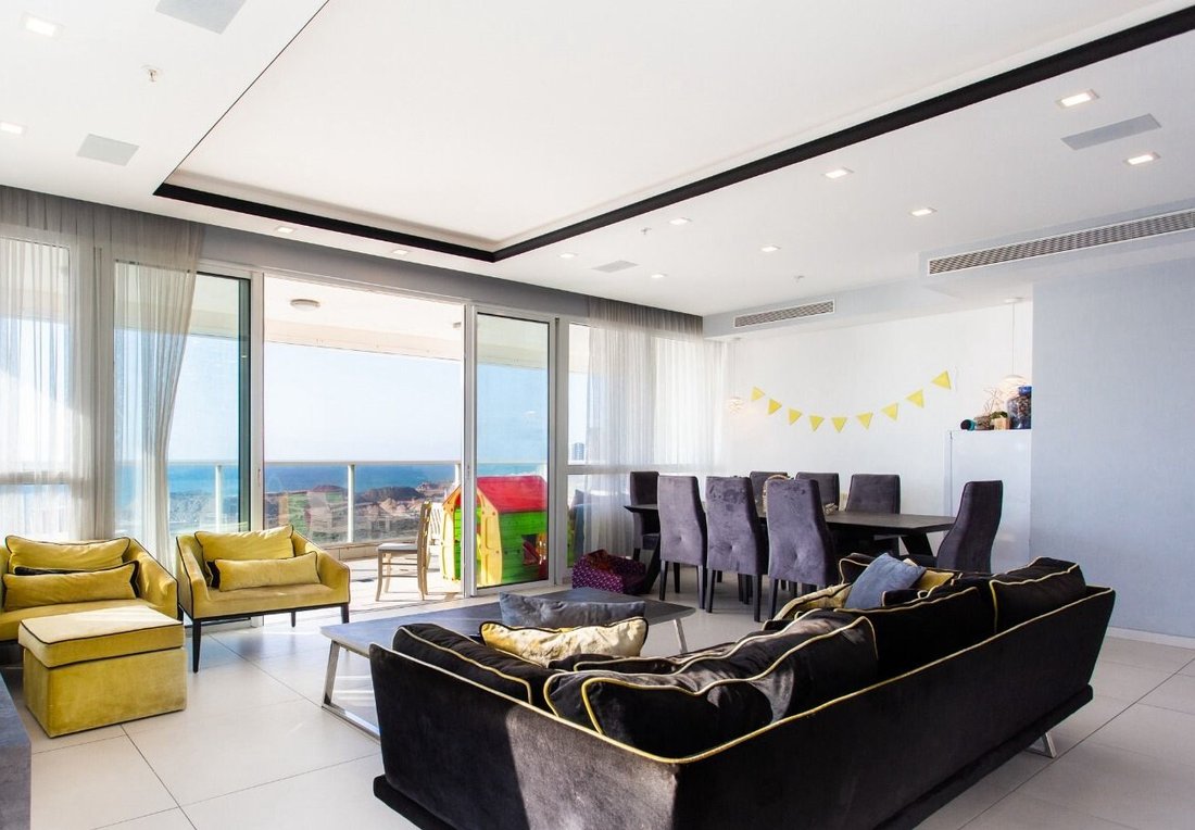 Penthouse in Netanya, Center District, Israel 1 - 18289674