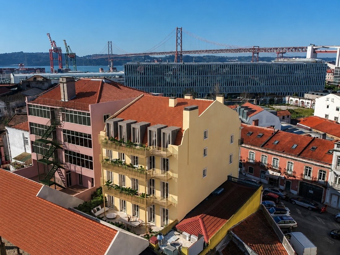 Apartment in Estrela, Lisbon, Portugal 3 - 14086159