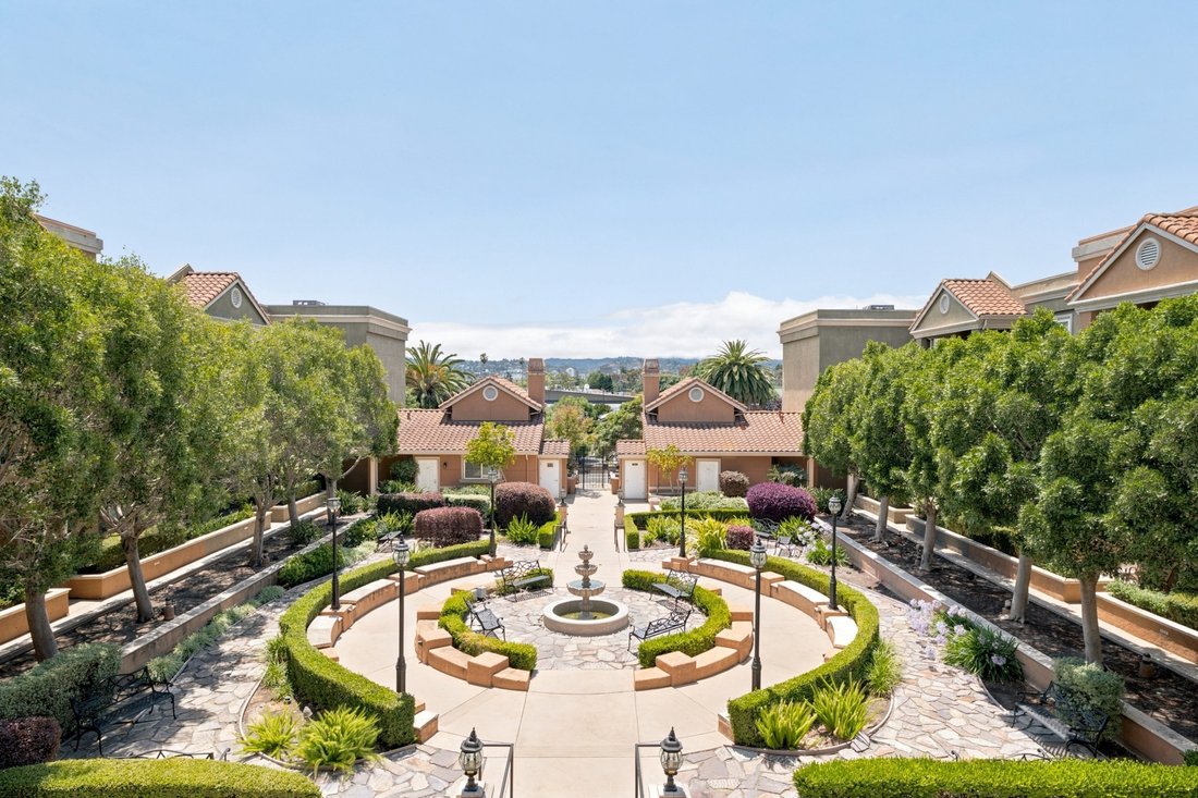 Apartment in San Mateo, California, United States 1 - 18282461