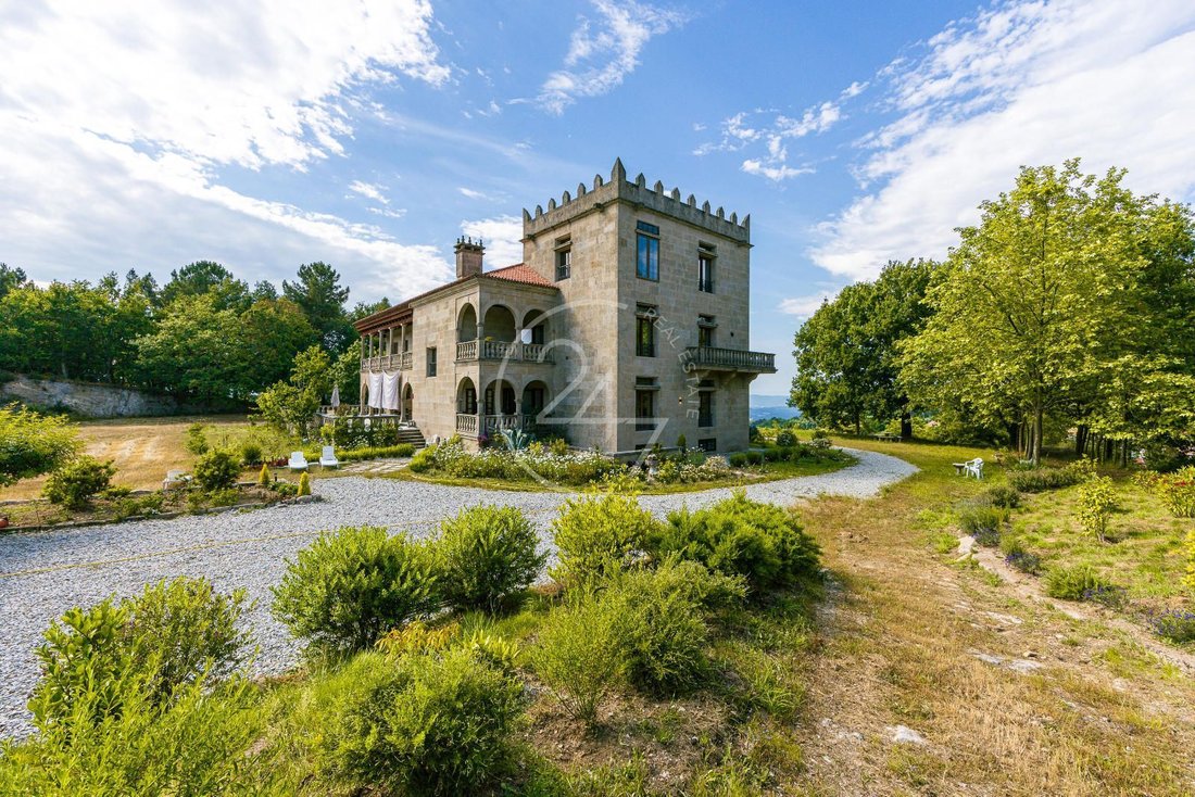 Villa in Celanova, Galicia, Spain 2 - 18282206