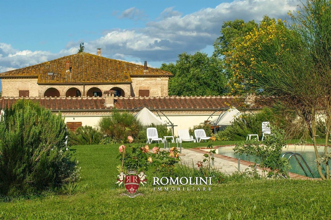 Villa in Monteroni d'Arbia, Tuscany, Italy 5 - 15664778