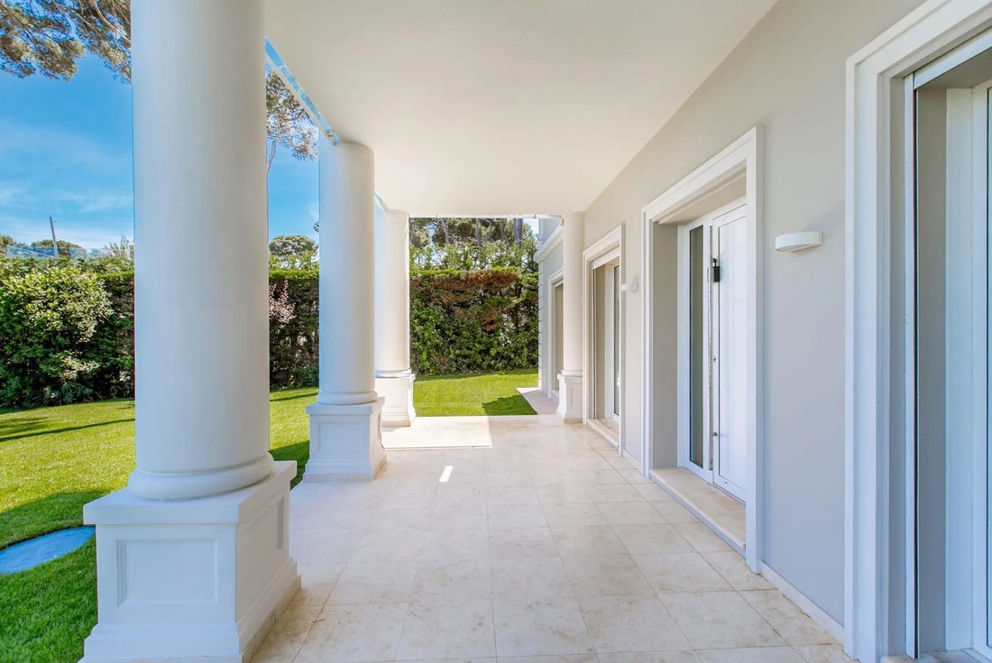 House in Les Cougoulins-Rastines, Antibes, France 4 - 18283222