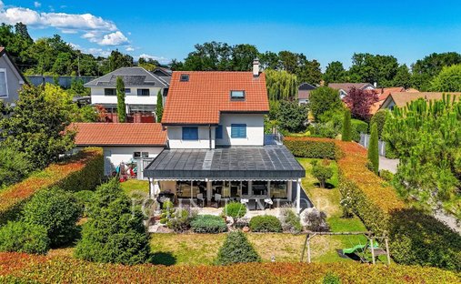 House in Crans-près-Céligny, Vaud, Switzerland 1
