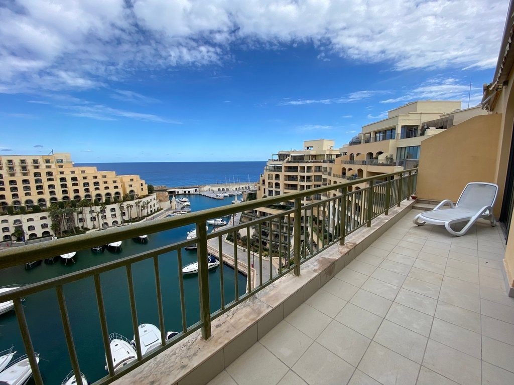 Apartment in Saint Julian's, Malta 2 - 18289424