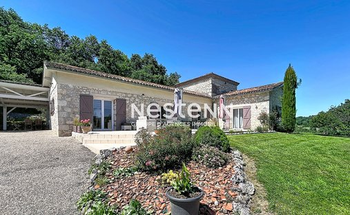 House in Pujols, Nouvelle-Aquitaine, France 1