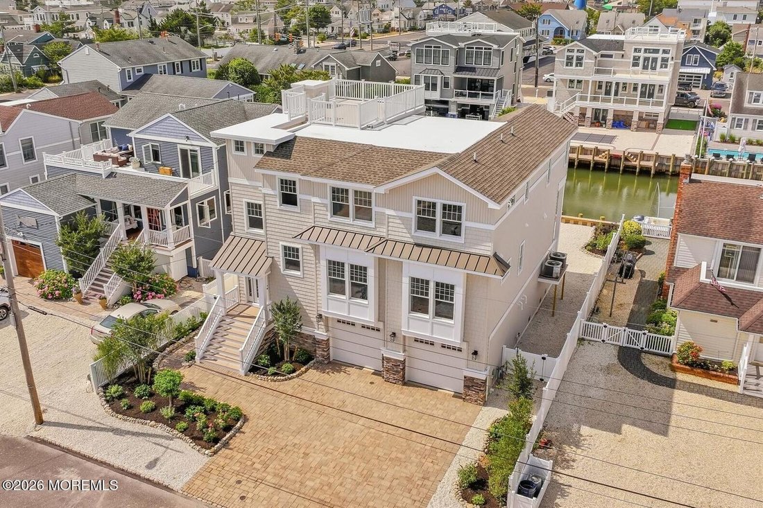 House in Ship Bottom, New Jersey, United States 1 - 17874803