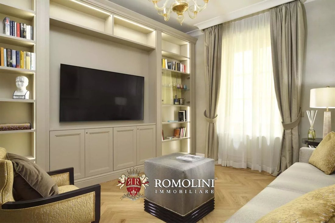Apartment in Center, Florence, Tuscany 2 - 15665221