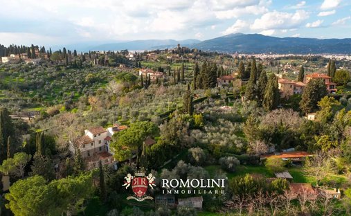Villa in Center, Florence, Tuscany 1