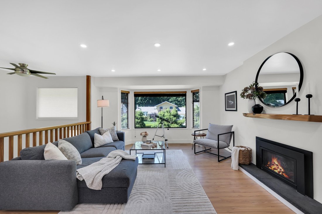 House in Squamish, British Columbia, Canada 3 - 18287754