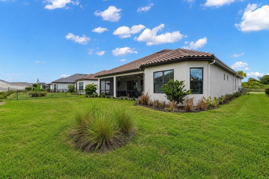Maison à Zephyrhills, Floride, États-Unis 4 - 18280989