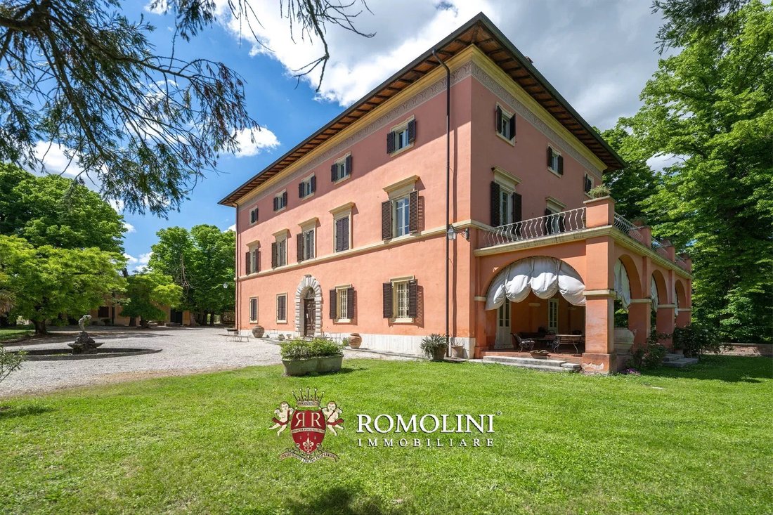 Estate in Castle of the Plain - Pila, Perugia, Umbria 1 - 15664897