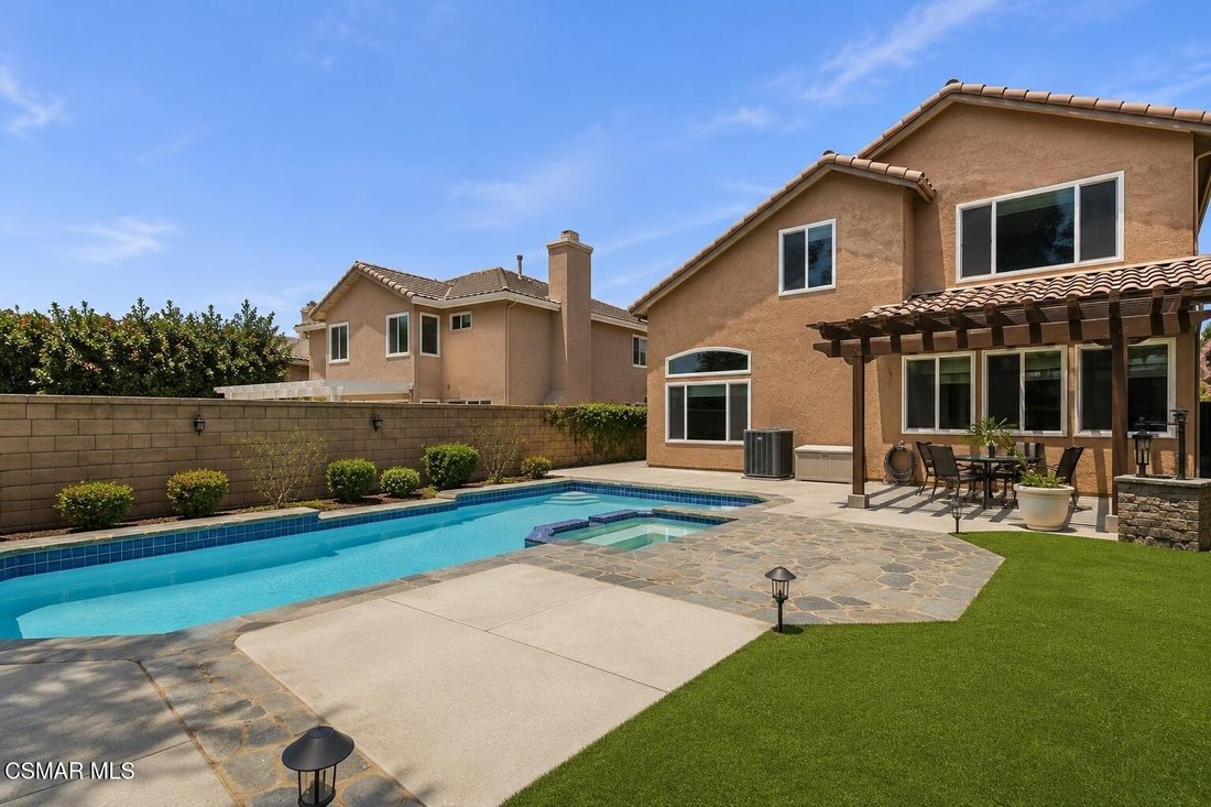 House in Oak Park, California, United States 1 - 18293061
