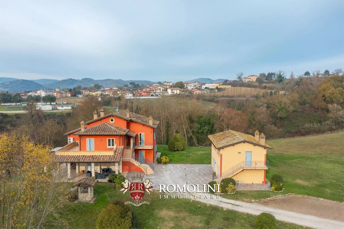 Villa in Città di Castello, Umbria, Italy 4 - 15665231