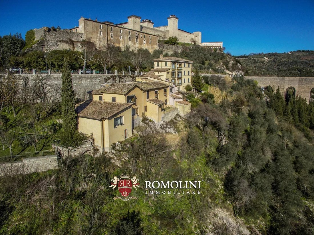 Spoleto, Umbria, Italy 3 - 15665127