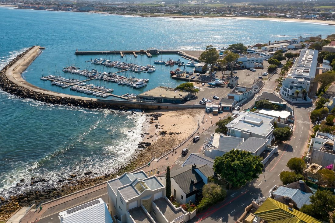 Casa a Gordons Bay Central, Helderberg, Città del Capo 1 - 18290868
