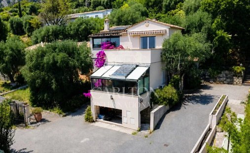 House in Grasse, Provence-Alpes-Côte d'Azur, France 1