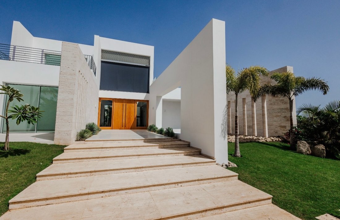 Villa in La Caleta, Adeje, Canary Islands 1 - 17087296