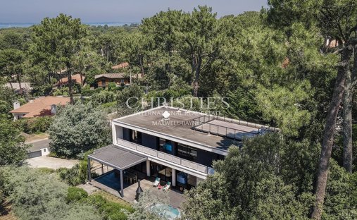 House in Le Pyla, La Teste-de-Buch, France 1
