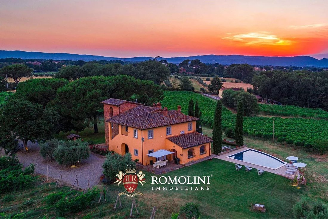 Villa in Monte San Savino, Toskana, Italien 1 - 15663157