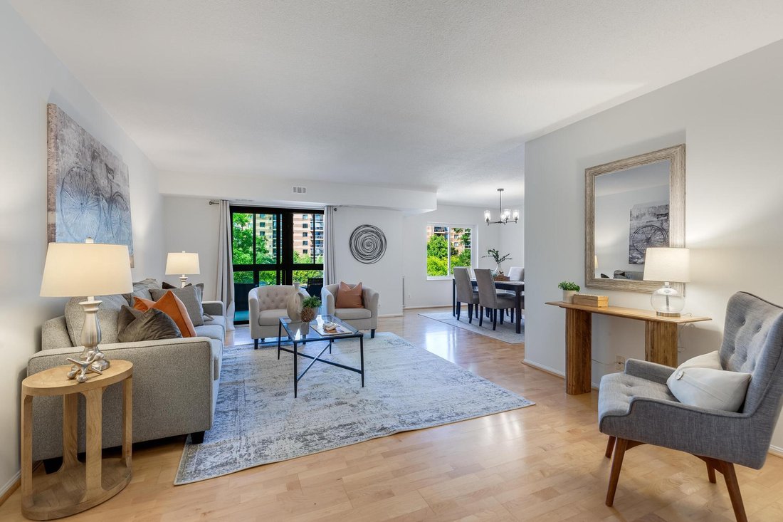 Condo in McLean, Virginia, United States 3 - 18289068