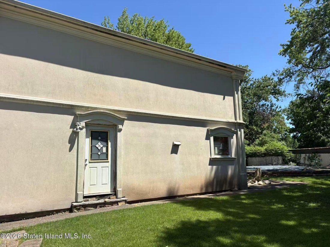 House in New York, New York, United States 4 - 18285232