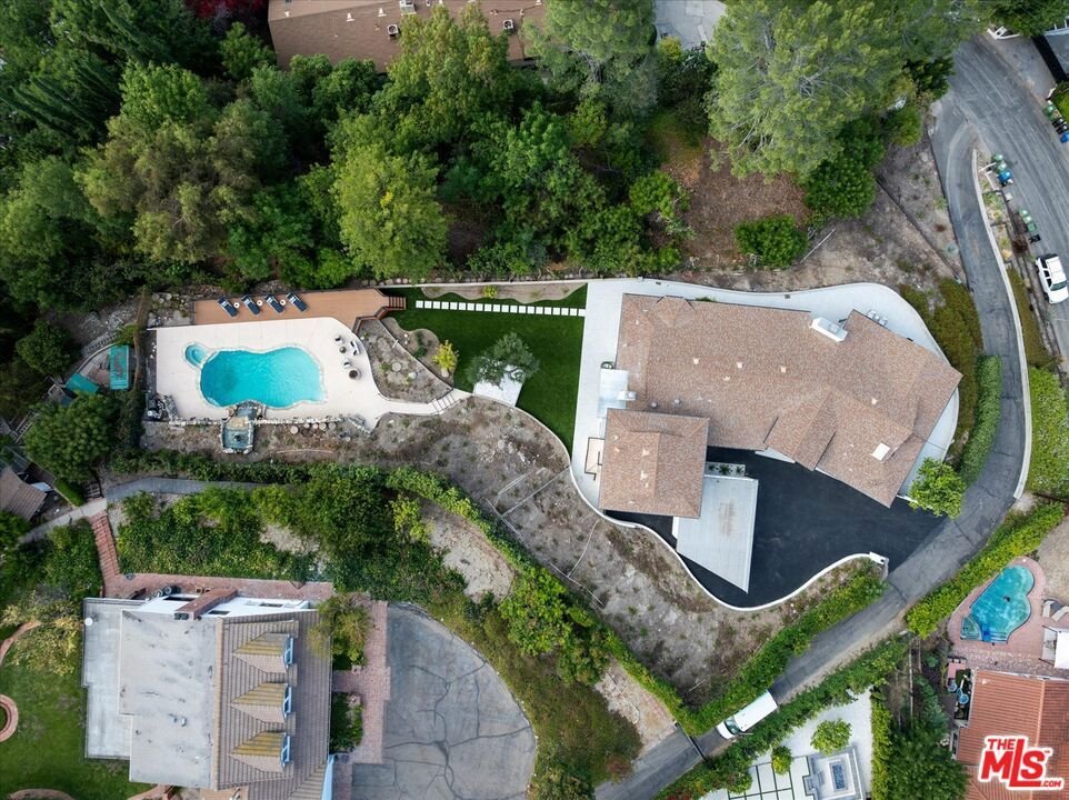 House in Los Angeles, California, United States 4 - 18284222