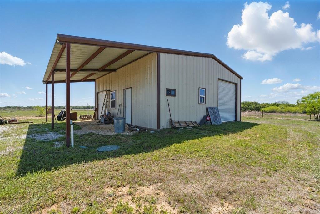 House in Comanche, Texas, United States 4 - 18283224