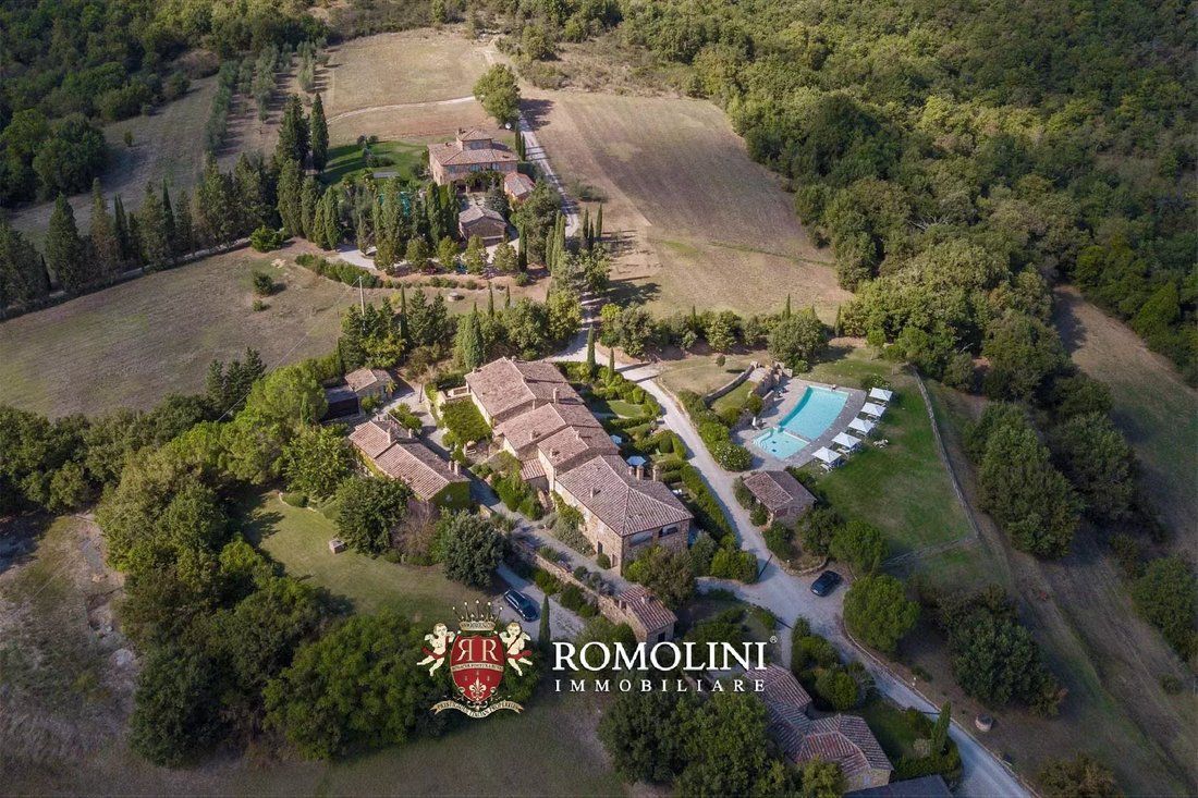 Sinalunga, Tuscany, Italy 3 - 15666070