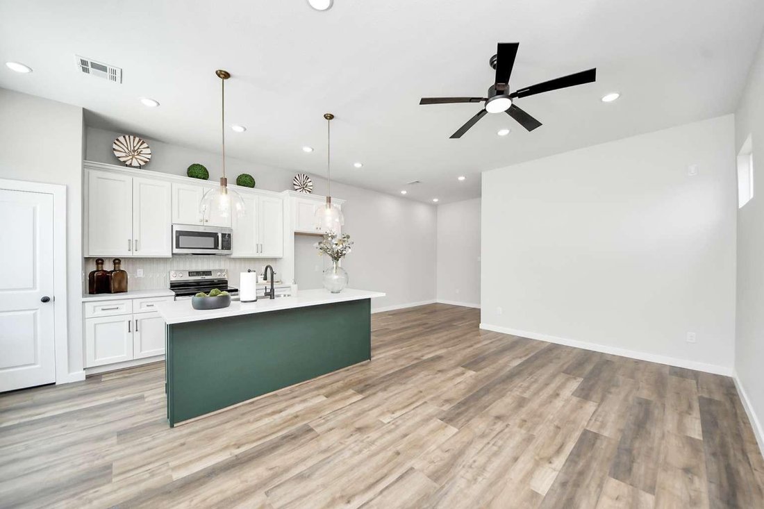Houston, Texas, United States 5 - 18284931