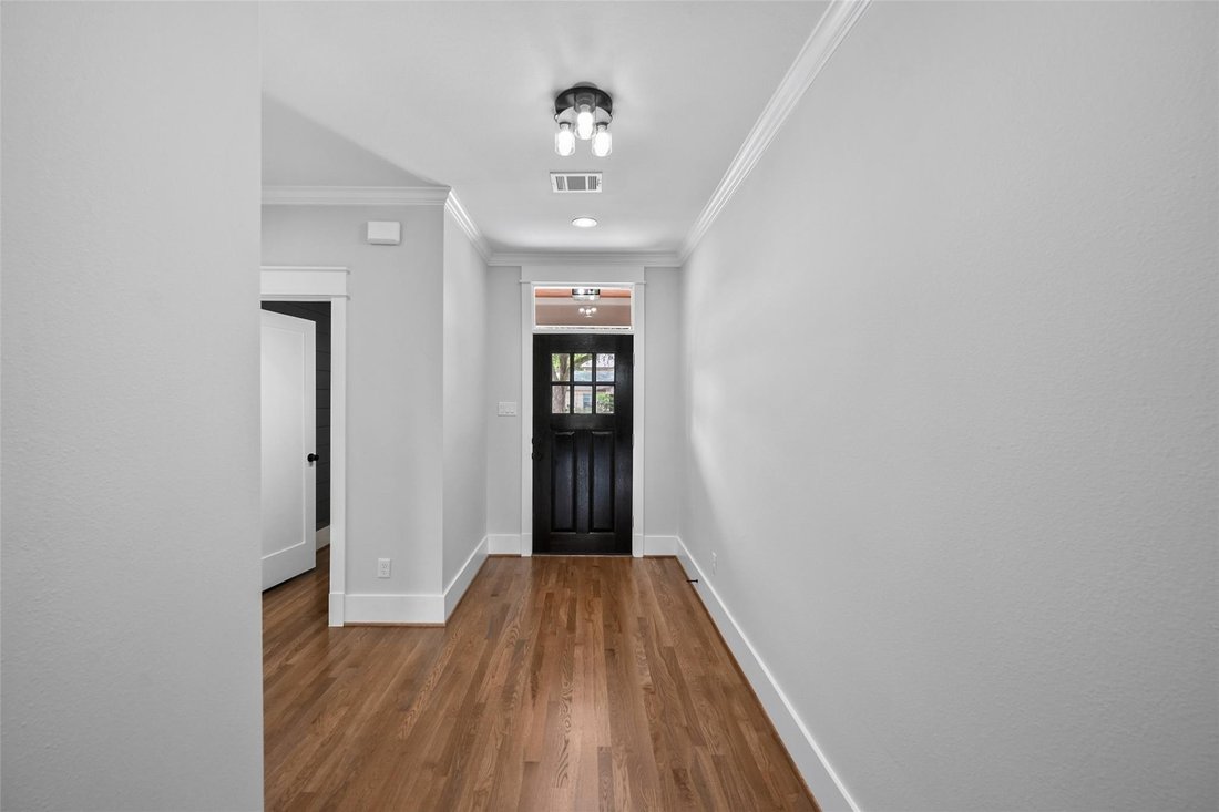 House in Houston, Texas, United States 3 - 18281095