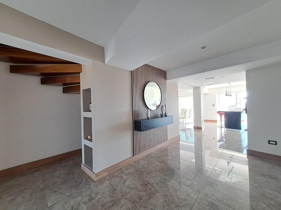 Apartment in Mendoza, Mendoza Province, Argentina 5 - 18283673
