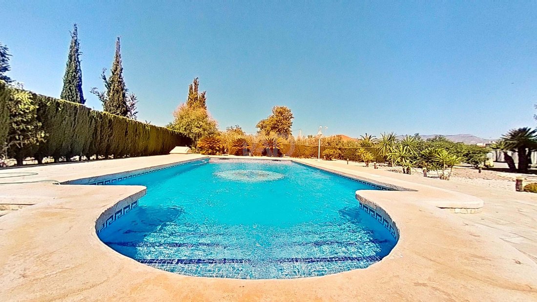 Chalet in Elx / Elche, Valencian Community, Spain 2 - 18295321