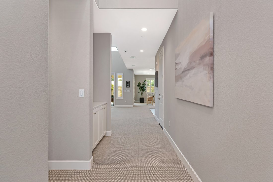 House in West Sacramento, California, United States 4 - 18282508