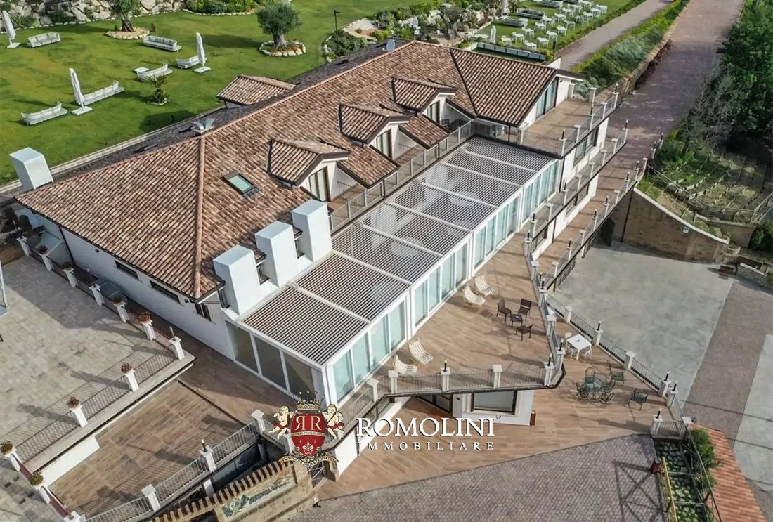 Farm Ranch in Avellino, Campania, Italy 5 - 15663185