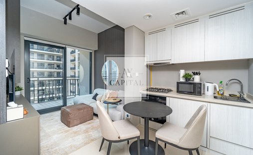 Apartment in Business Bay, Dubai, United Arab Emirates 1