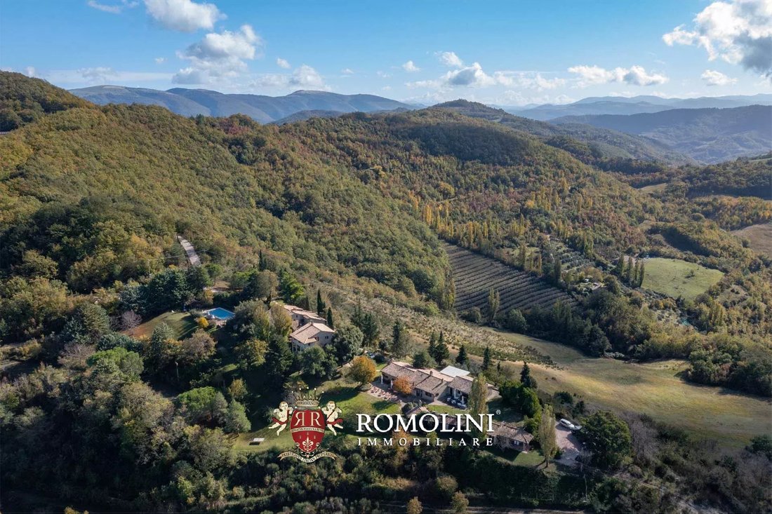 Estate in Assisi, Umbria, Italy 5 - 15665234