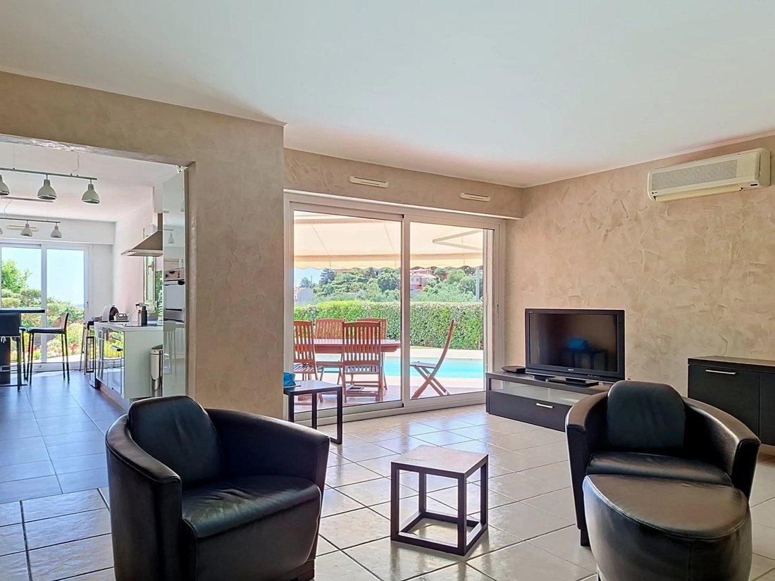 Apartment in Le Roc Fleuri-Capitou (Jeanne d'Arc), Mandelieu-la-Napoule, France 5 - 18282698