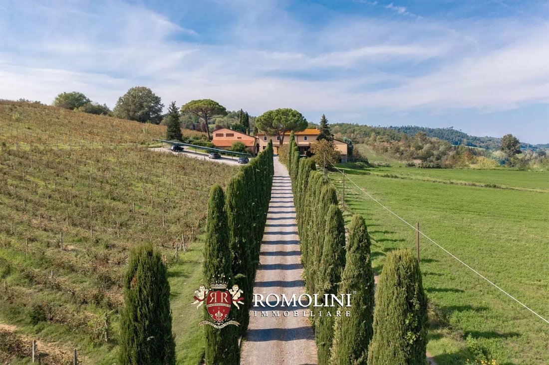 Farm Ranch in Montaione, Tuscany, Italy 2 - 15663147