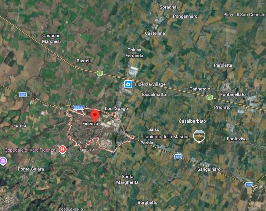 Farm Ranch in Center, Fidenza, Emilia-Romagna 1 - 18287022