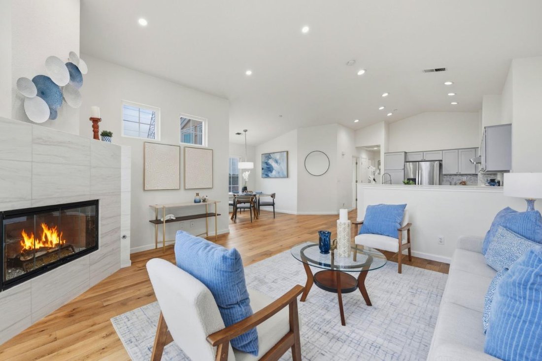Townhouse in Redwood City, California, United States 2 - 18294686