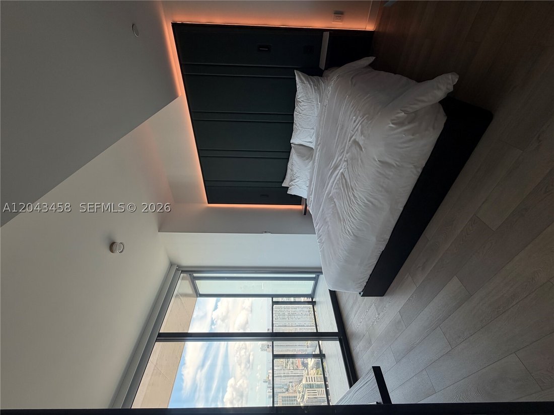 Condo in Miami, Florida, United States 3 - 18280410