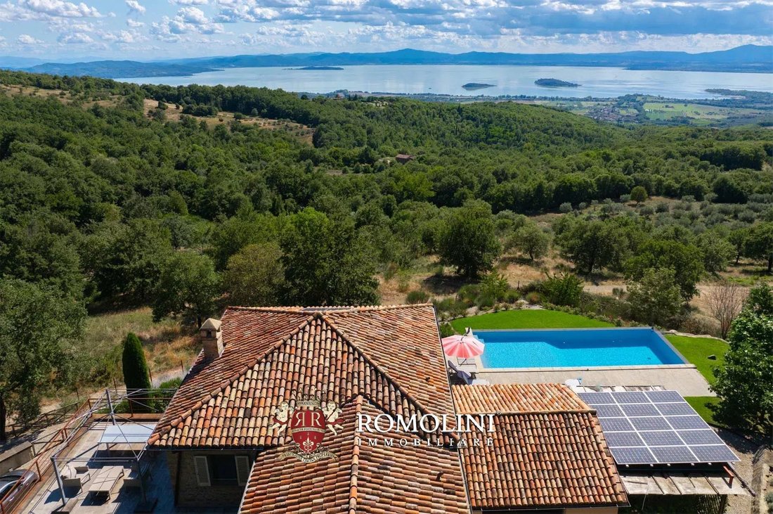 Villa in Tuoro sul Trasimeno, Umbria, Italy 5 - 15665720