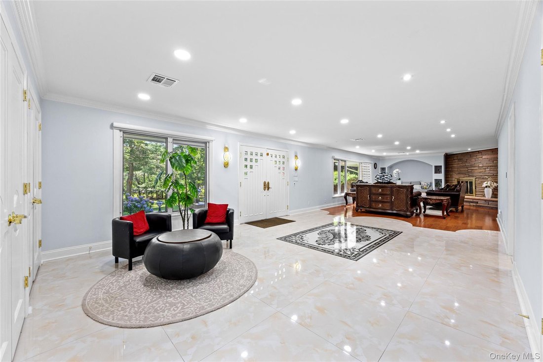 House in Old Westbury, New York, United States 4 - 18284335